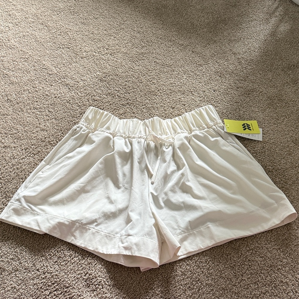all in motion White Elastic Waist Active Shorts